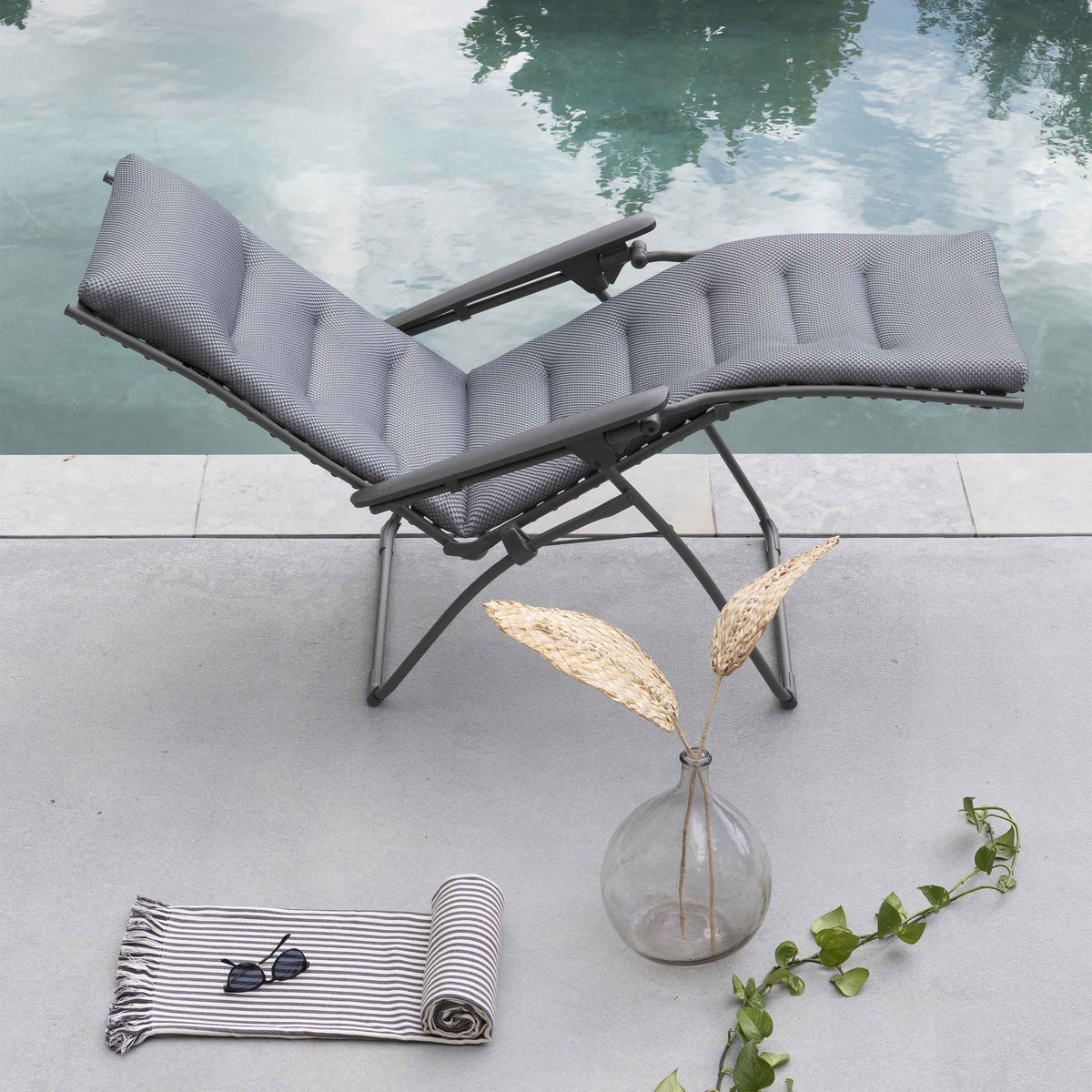 RECLINING CHAIR BECOMFORT