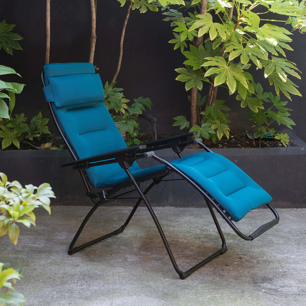 RECLINING CHAIR