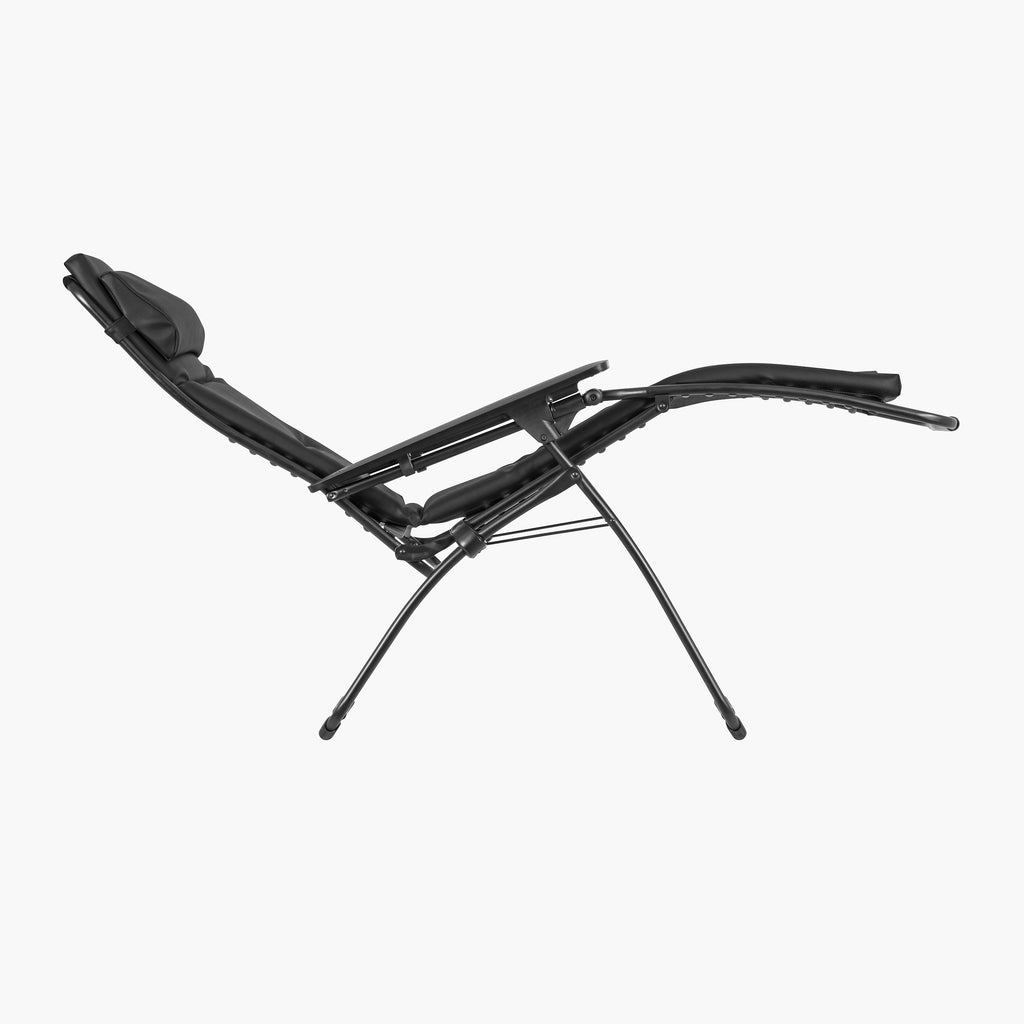 INDOOR RECLINING CHAIR